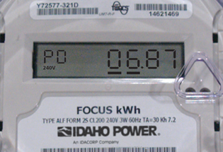 an Idaho Power Focus meter showing peak demand