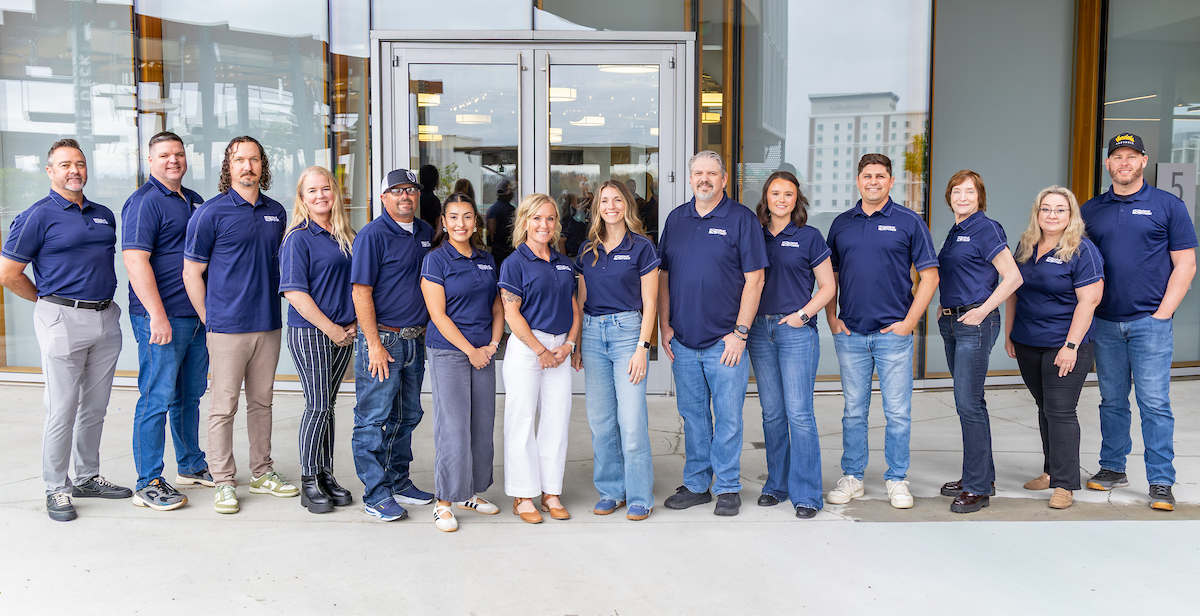 Idaho Power energy advisors standing together